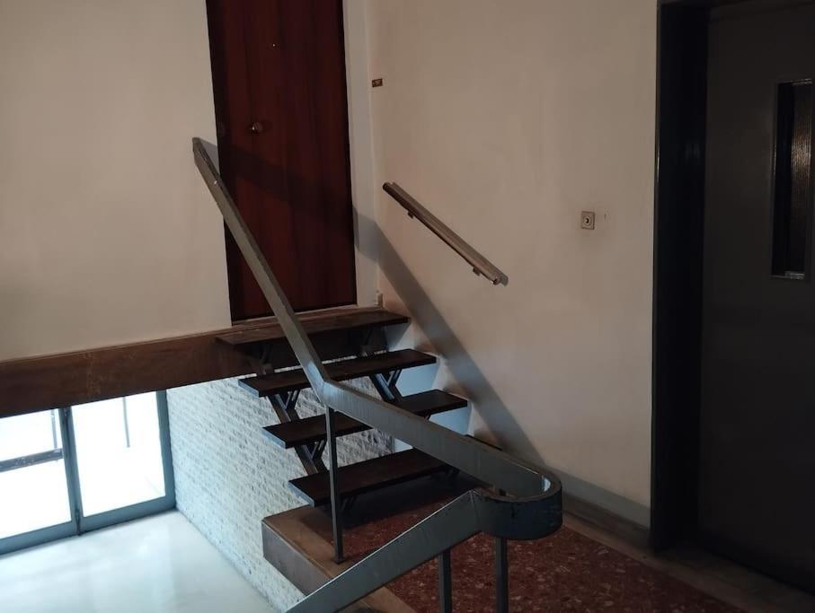 Nektar Cosy Apartment In City Centre Atene Esterno foto
